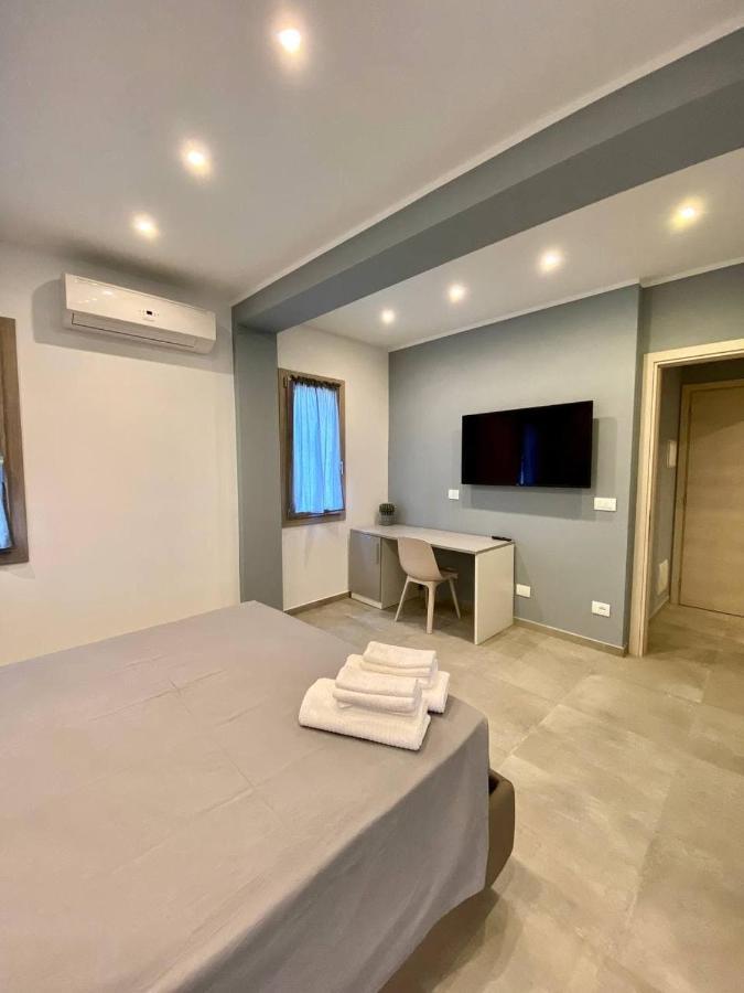 Floridida Rooms & Breakfast Marina dʼMarina dʼAndora 외부 사진