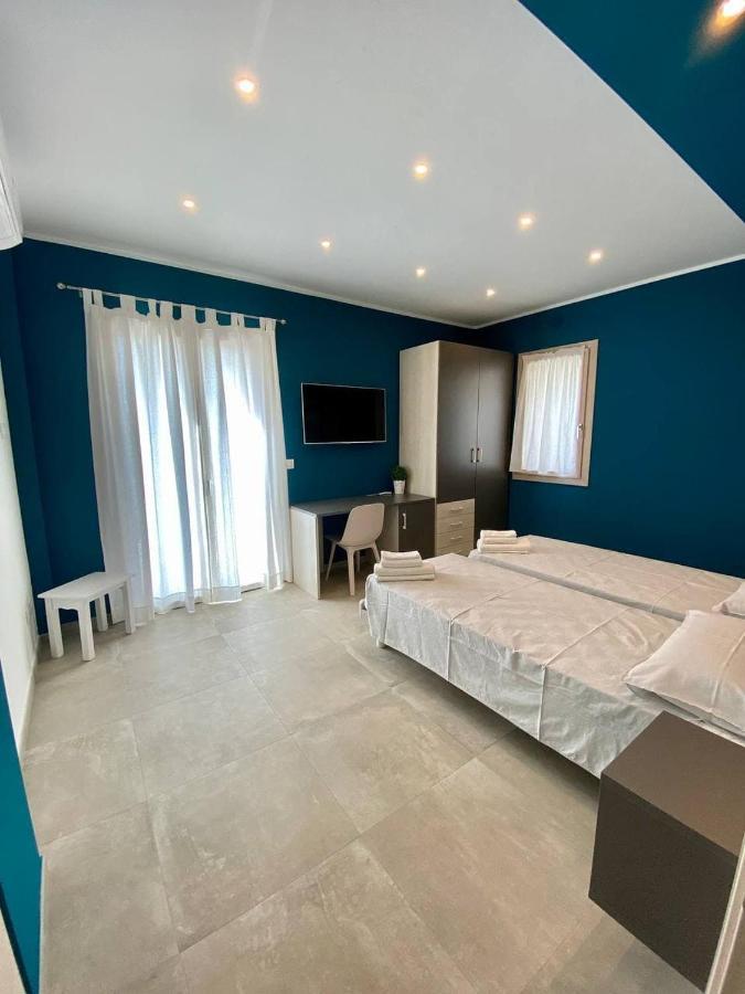 Floridida Rooms & Breakfast Marina dʼMarina dʼAndora 외부 사진