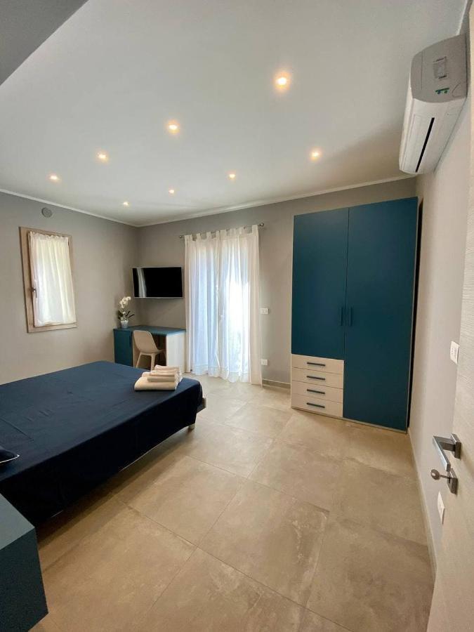 Floridida Rooms & Breakfast Marina dʼMarina dʼAndora 외부 사진